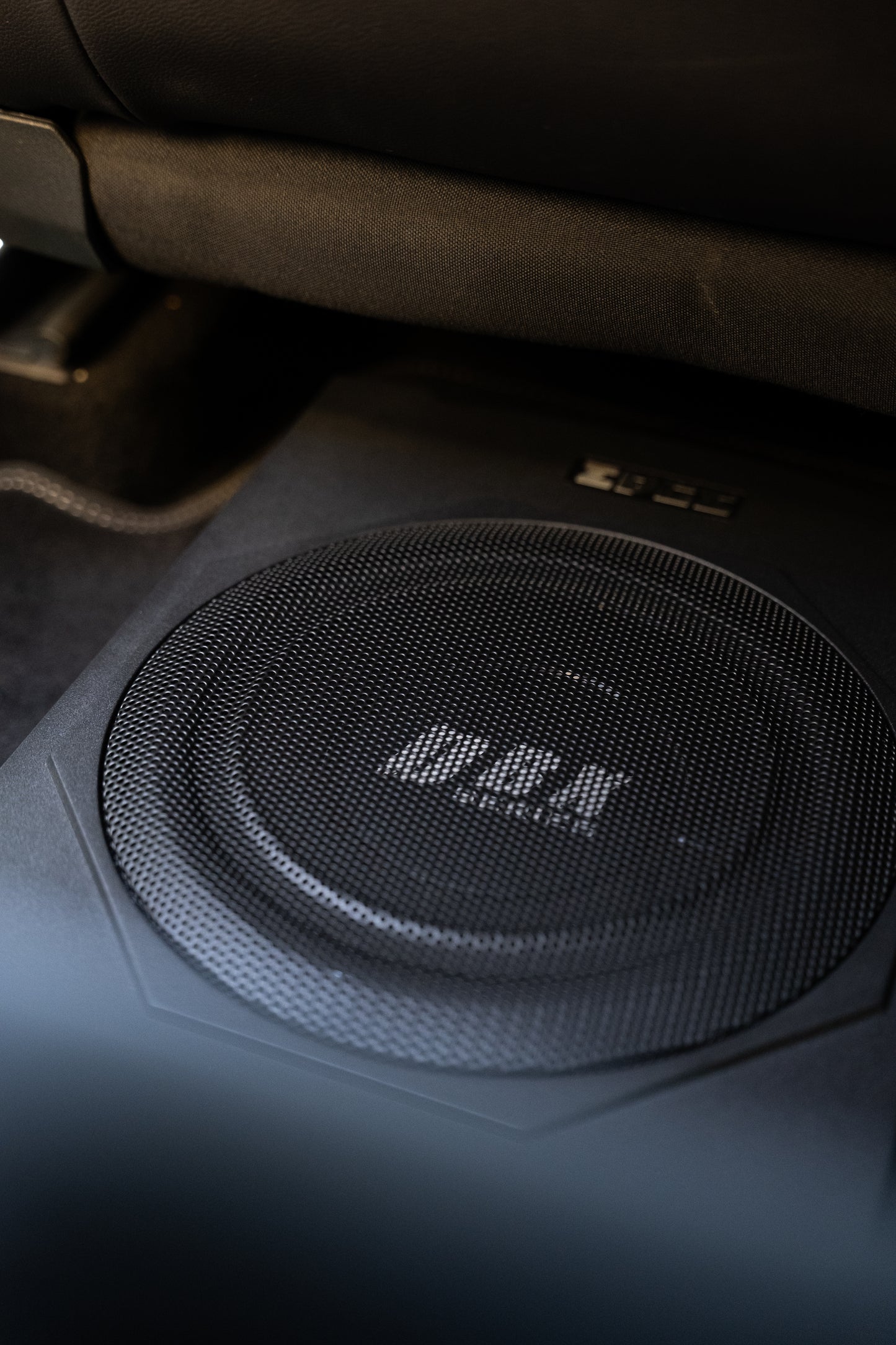 EDBX10A-E0 Shallow Active Bass Enclosure